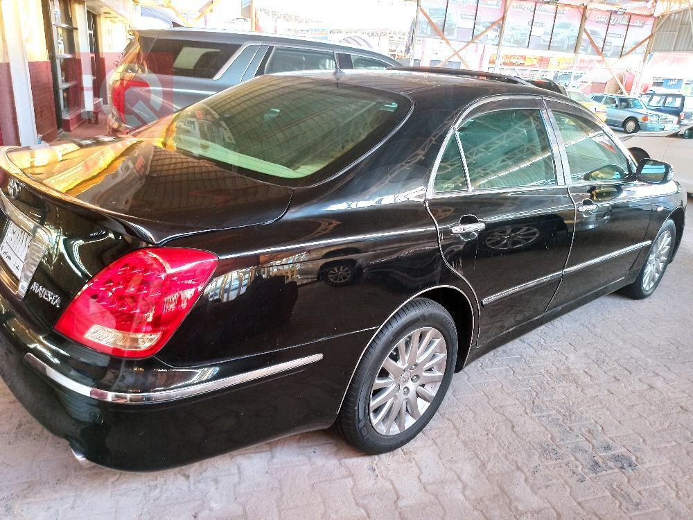 تۆیۆتا کراون